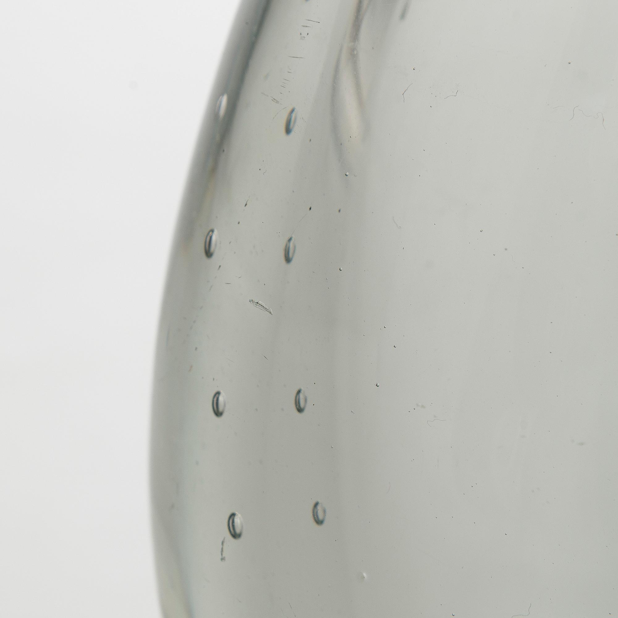 Gunnel Nyman, A 'String of Pearls' vase, signed G. Nyman Nuutajärvi Notsjö.