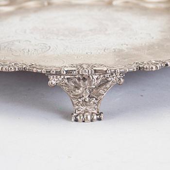 SALVER, silver. Robert Gray & Sons, Glasgow 1823. Vikt ca 1800 g.