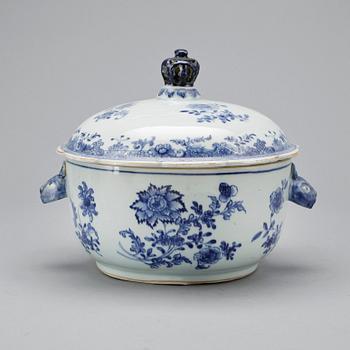 TERRIN, porslin, Kina, Qing dynastin, Qianlong, (1736-1795).