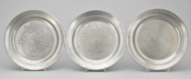 TALLRIKAR, 6 st. Tenn, Nils Fougstedt, Firma Svenskt Tenn, 1936.