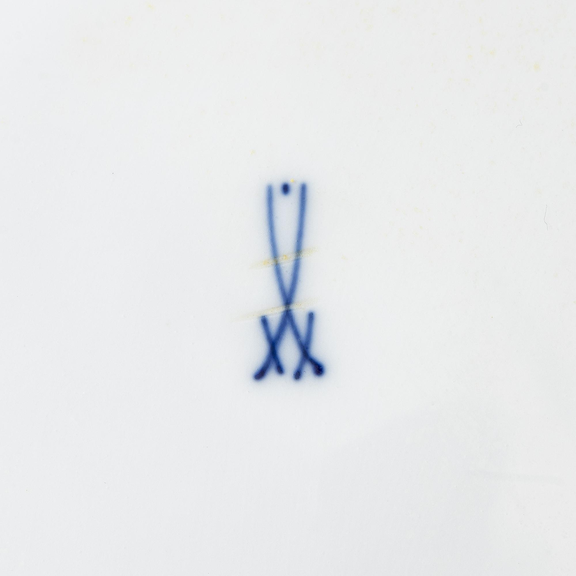 An 187-piece 'Weinlaub' porcelain dinner and coffee service, Meissen, Germany.