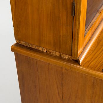 A Swedish display cabinet from around 1830.