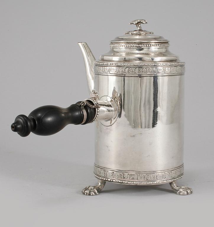 KAFFEKANNA, silver, gustaviansk, Arvid Floberg, Stockholm, 1789. Silvervikt ca 461 g.