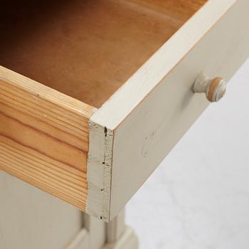 Sängbord, ett par, tidigt 1900-tal.