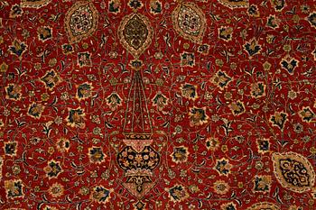 A carpet, semi-antique Tabriz, ca 398 x 290 cm.