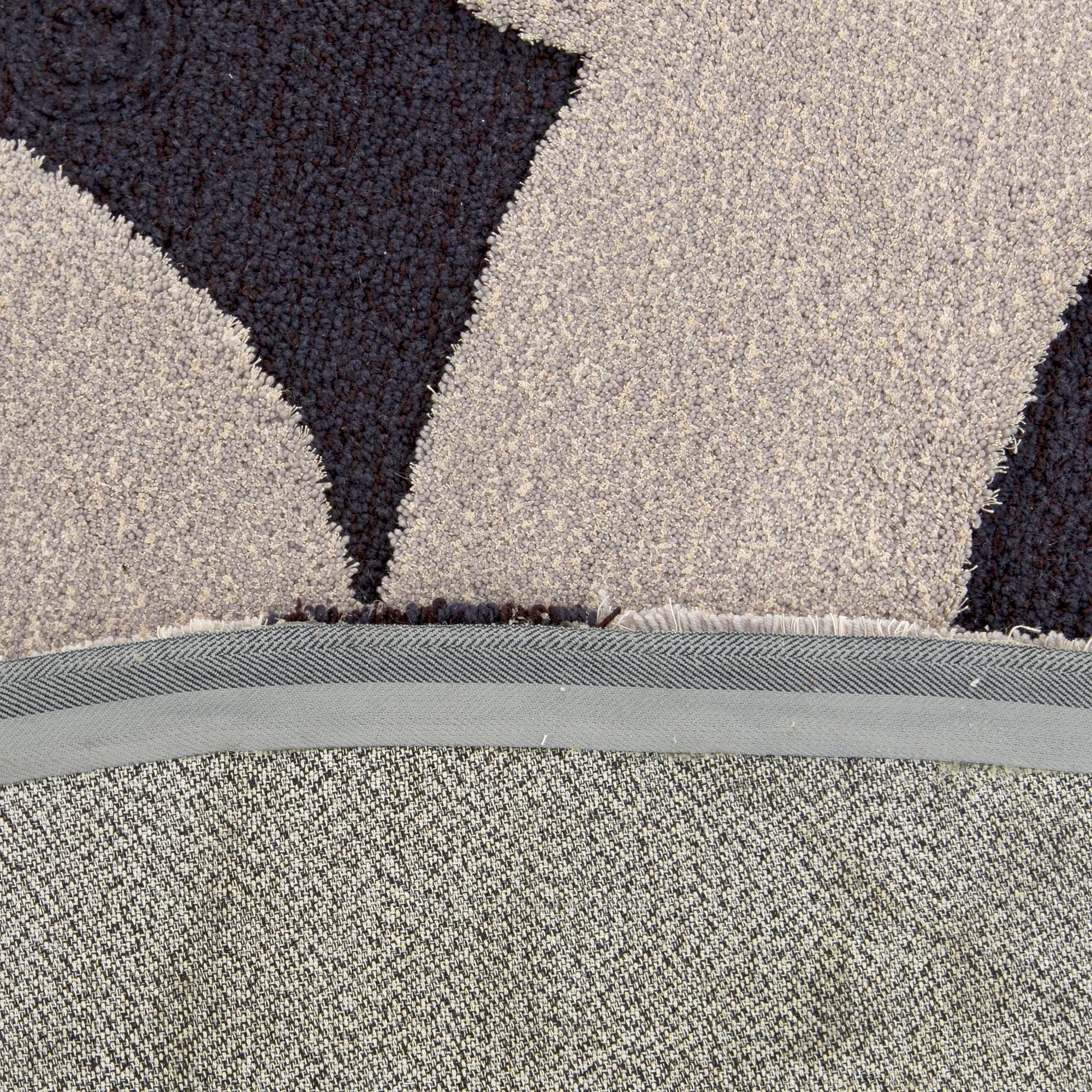 A RUG BY ALMEDAHLS MODELL "LACE", DIAMETER 240 CM.