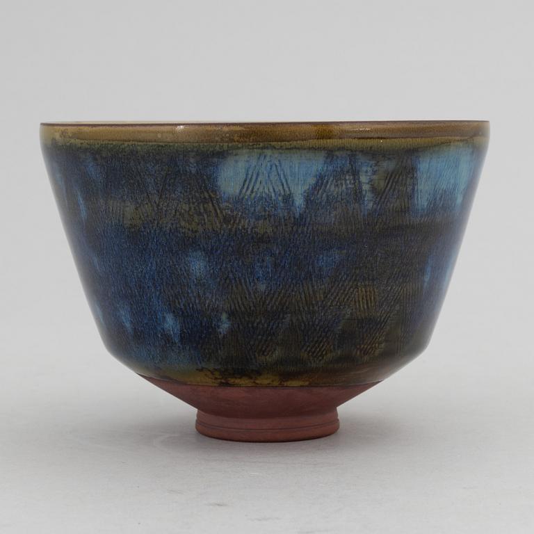 Wilhelm Kåge, a 'Farsta' stoneware bowl, Gustavsbergs Studio 1931.