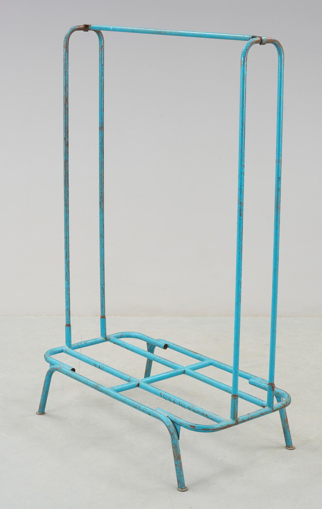 KLÄDHÄNGARE, industri, 1900-talets mitt.