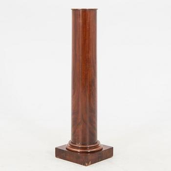 Pedestal, first half of the 20th century.