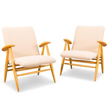 339. Ilmari Tapiovaara, A pair of '2468', 'Eve' armchairs for Asko. Designed 1960.