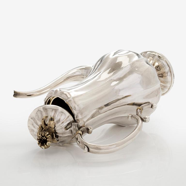 A parcel-gilt coffee pot, maker's mark of Johan Gustaf Ettinger, Vyborg 1861.