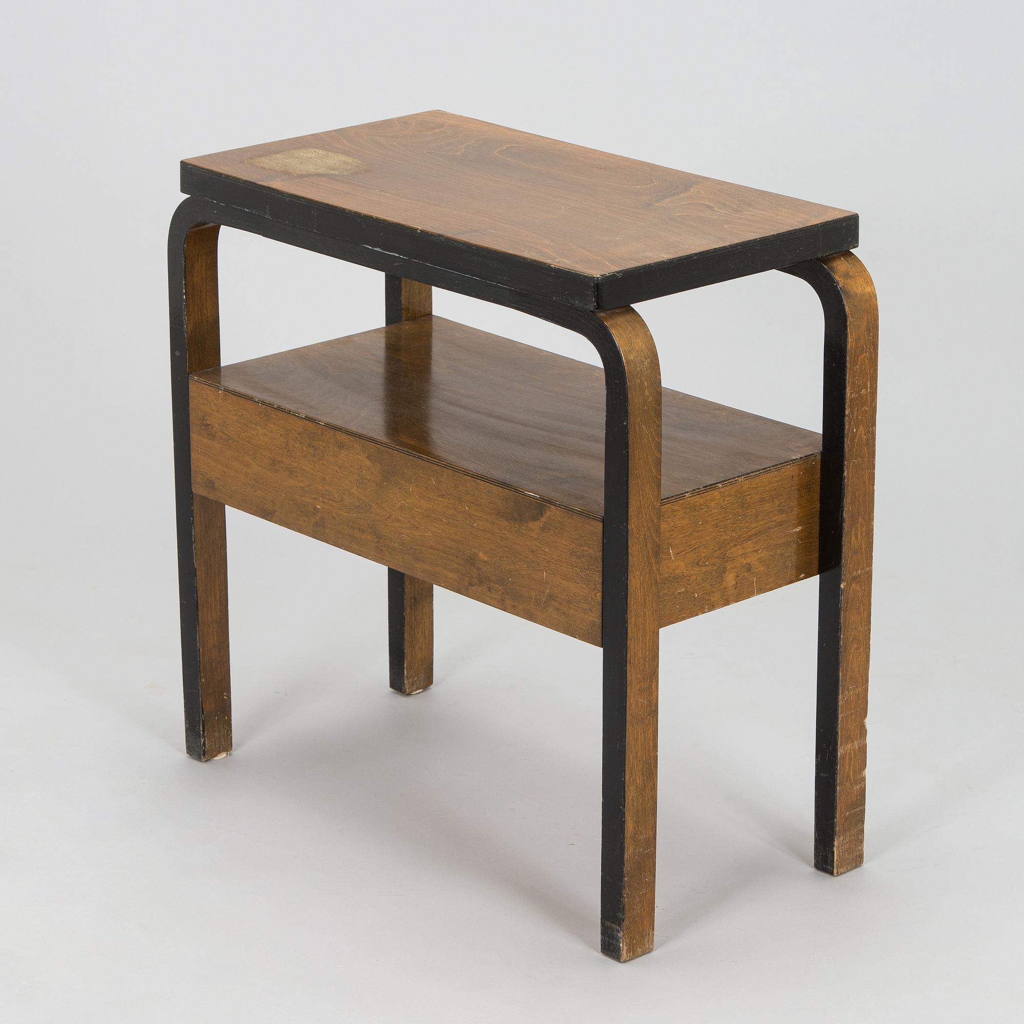 Alvar Aalto, sidobord, modell 87,  O.Y. Huonekalu- ja Rakennustyötehdas A.B. 1930/1940-tal.