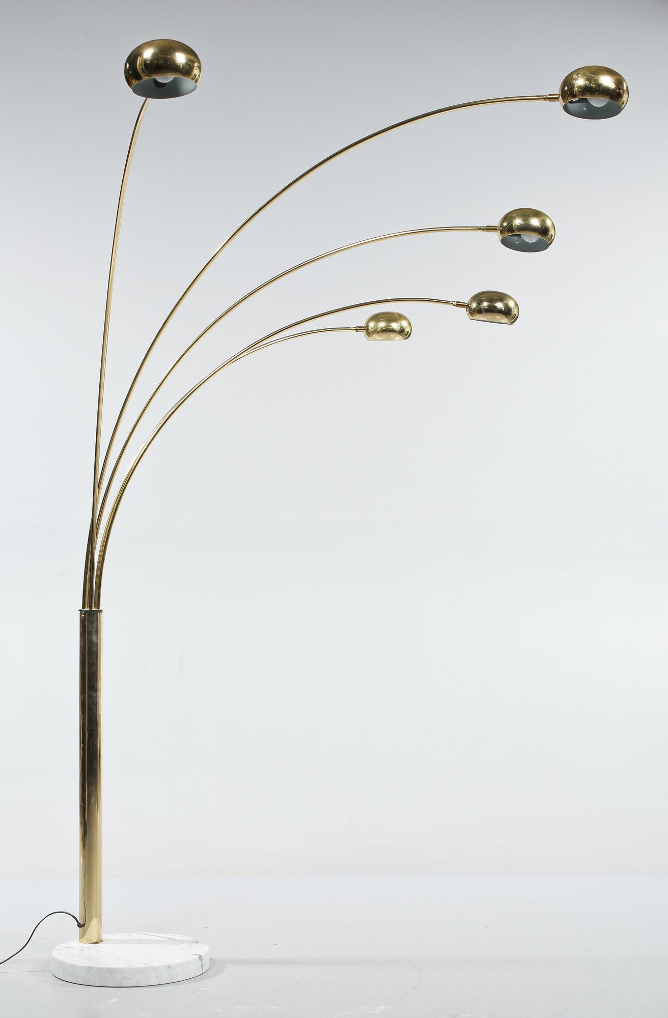 GOLVLAMPA, 1900-talets andra hälft.