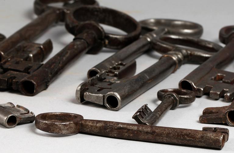 PARTI NYCKLAR, 16st. Järn. 1700/1800-tal.