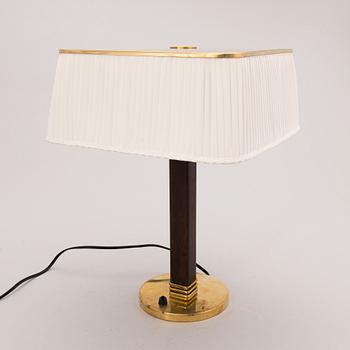 A mid 20th century '5066' desk lamp for Taito Oy, Finland.