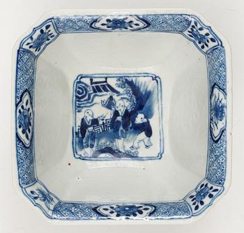 SKÅL, porslin. Kangxi-stil, sen Qing.