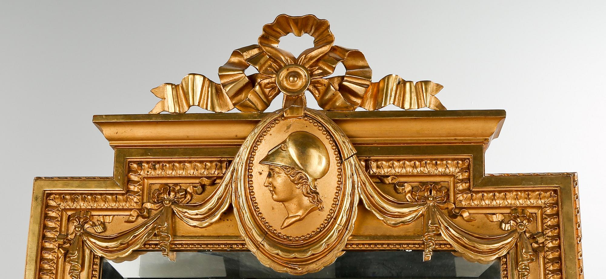 SPEGEL och KONSOLBORD, gustaviansk stil, 1900-talets första hälft.