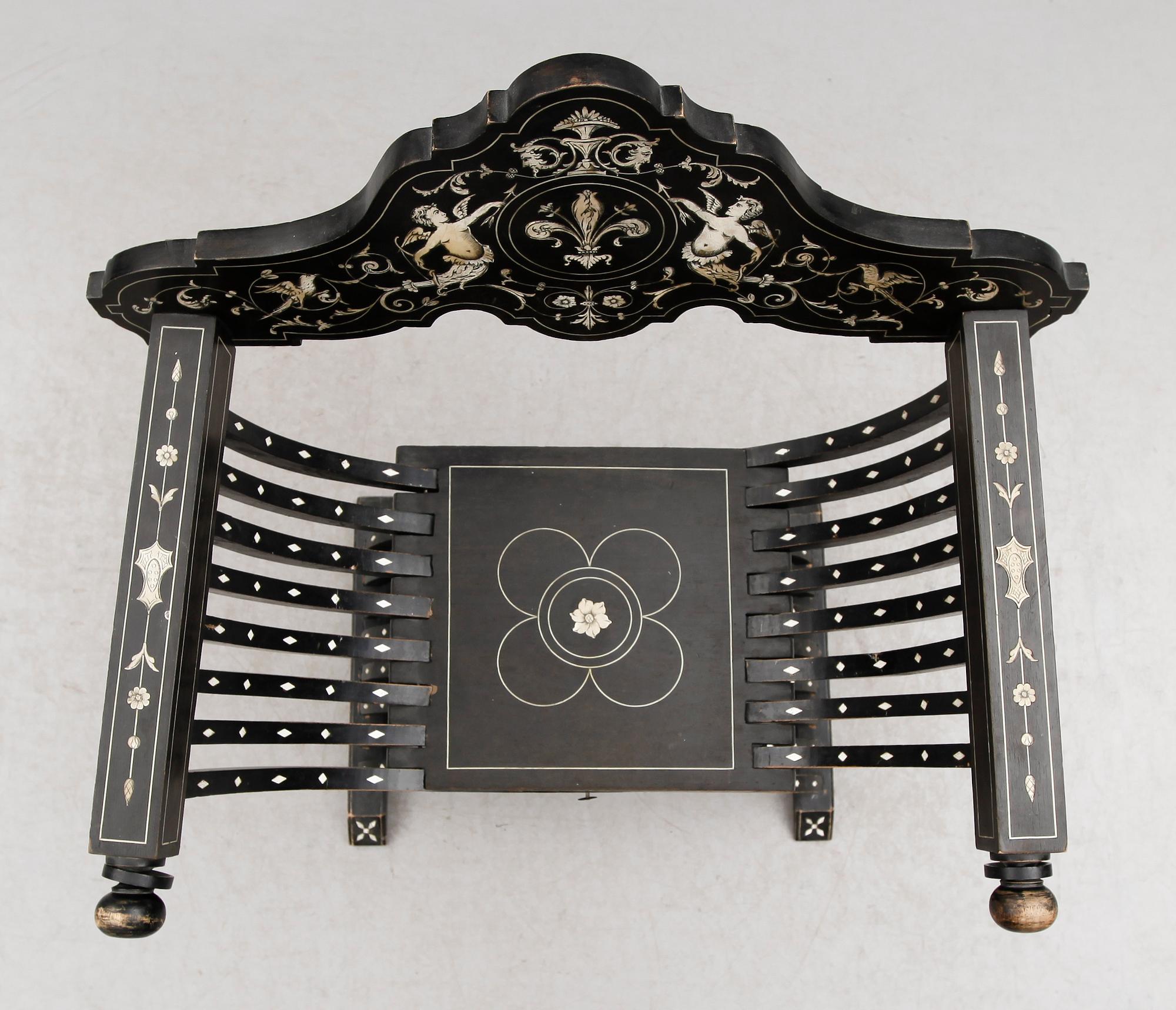 STOL, orientalisk, 1900-talets första hälft.