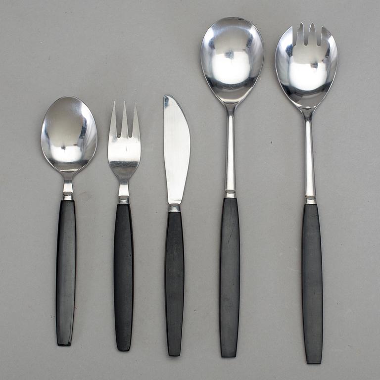 BESTICKUPPSÄTTNING, bakelit och rostfritt stål, 38 delar. 1950/60-tal.