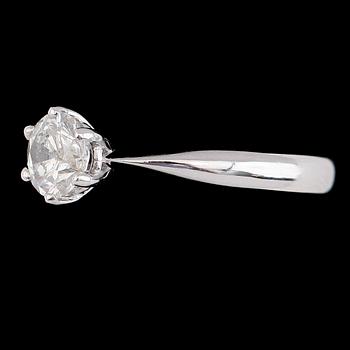 RING, 18K vitguld, briljantslipad diamanter ca 1.01 ct. Vikt ca 4 g.
