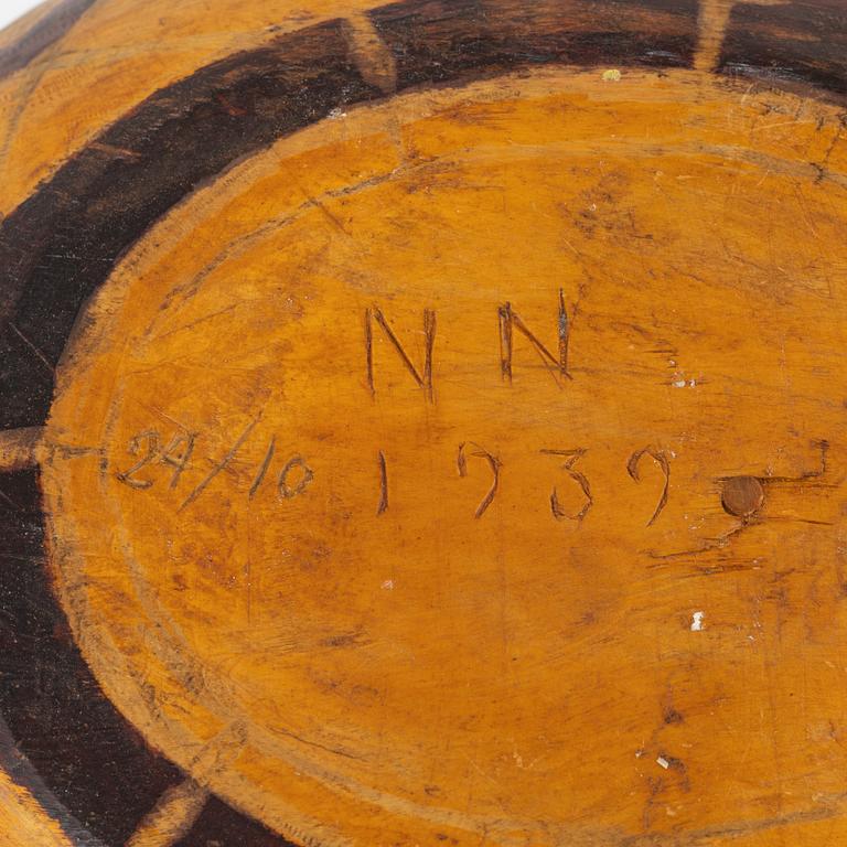 A birch bowl, signed NN and dated 24/10 1939.