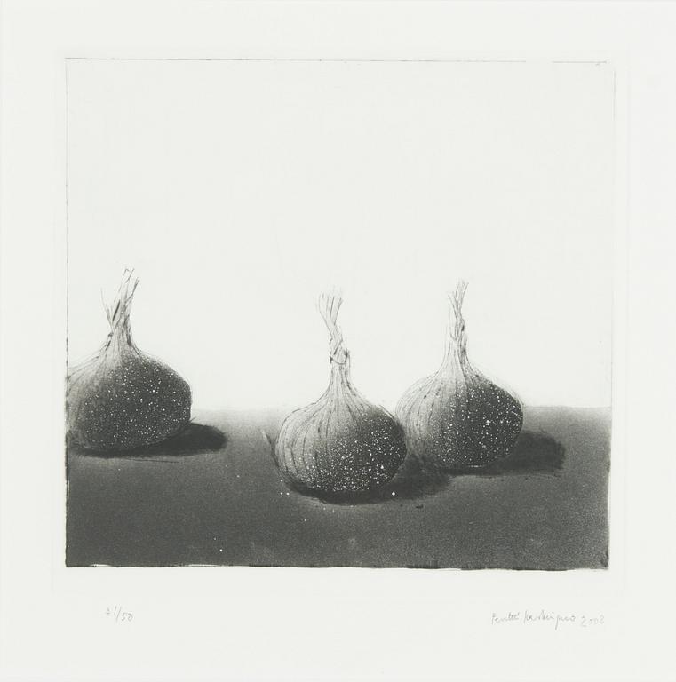 Pentti Kaskipuro, "Three Onions".