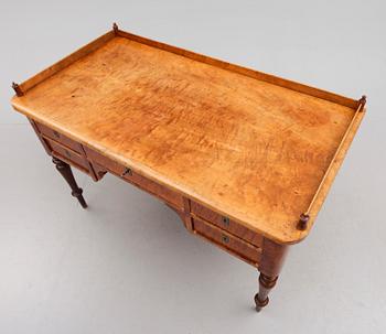 SKRIVBORD, 1800-talets andra hälft.