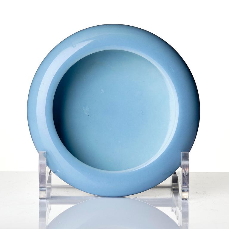 A claire de lune and a underglaze red brush washer, late Qing dynasty with Guangxu mark and early 20th century.