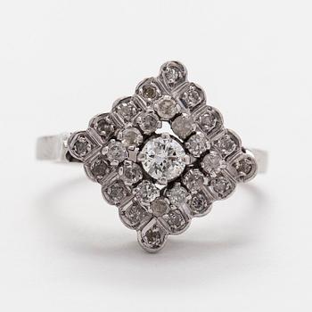 Ring, briljant- och åttkantslipade diamanter, 14K vitguld.