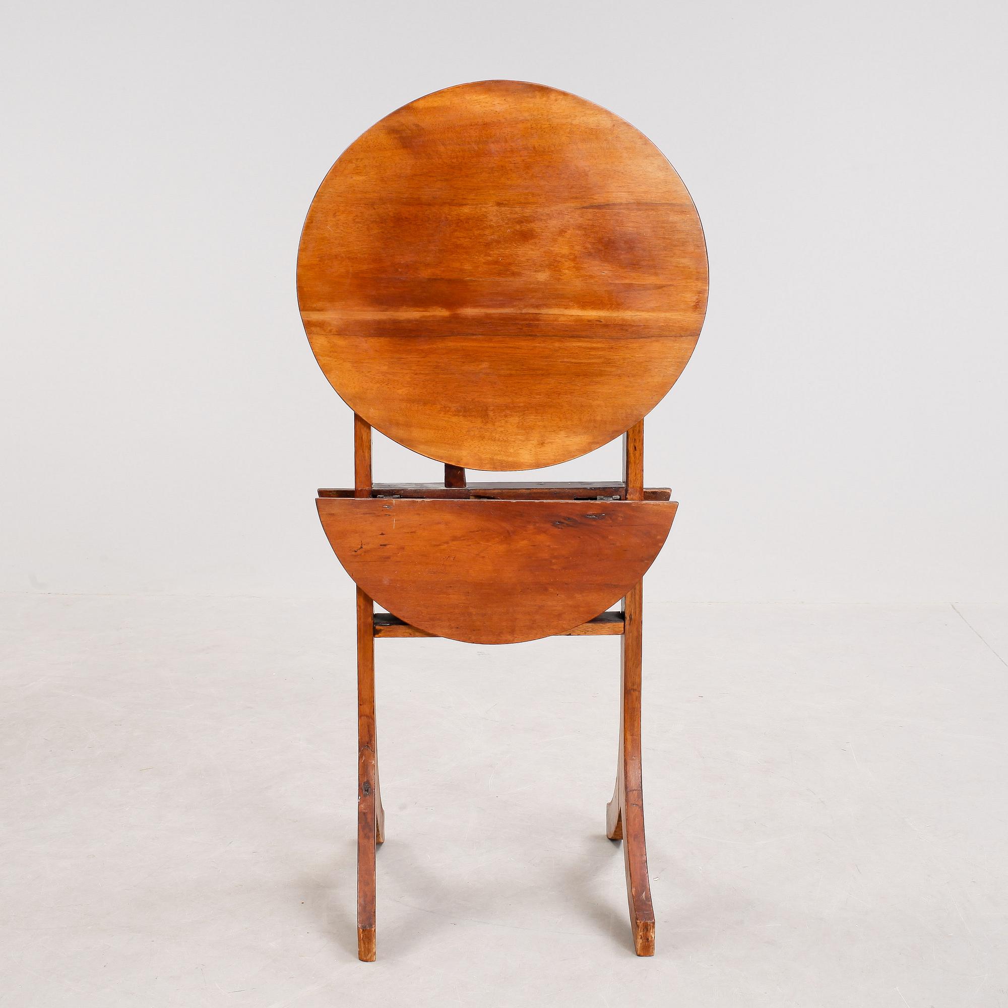 FJÄRILSBORD, 1800-tal.