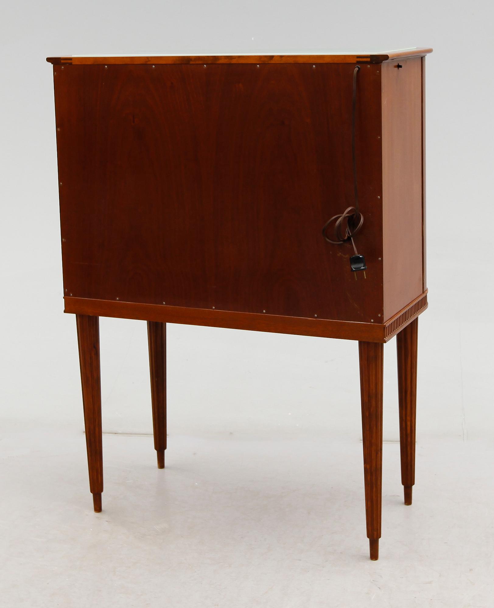 BARSKÅP, 1900-talets mitt.