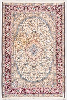 A Keshan carpet, approx. 371  x 253 cm.