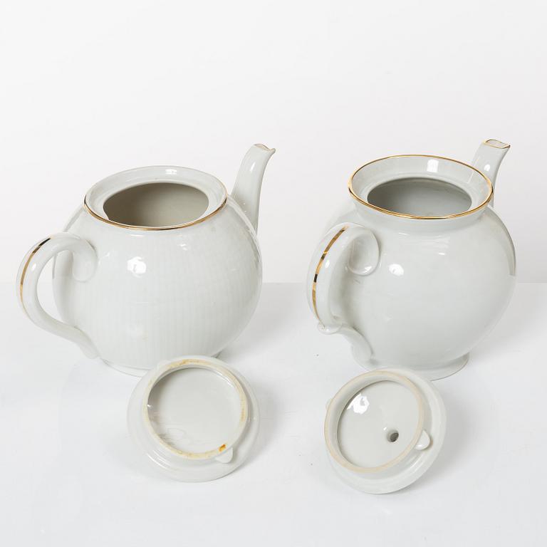 Louise Adelborg, dinner service, 76 pcs, porcelain, "Swedish Grace/Gracil", Rörstrand/Lidköping. First half/mid 20th century.