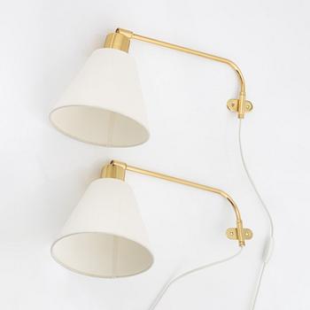 Josef Frank, a pair of model '2226' brass wall lights, Firma Svenskt Tenn.