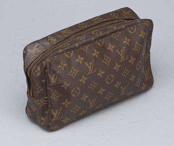 NECESSÄR, "Trosse de toilette", Louis Vuitton.