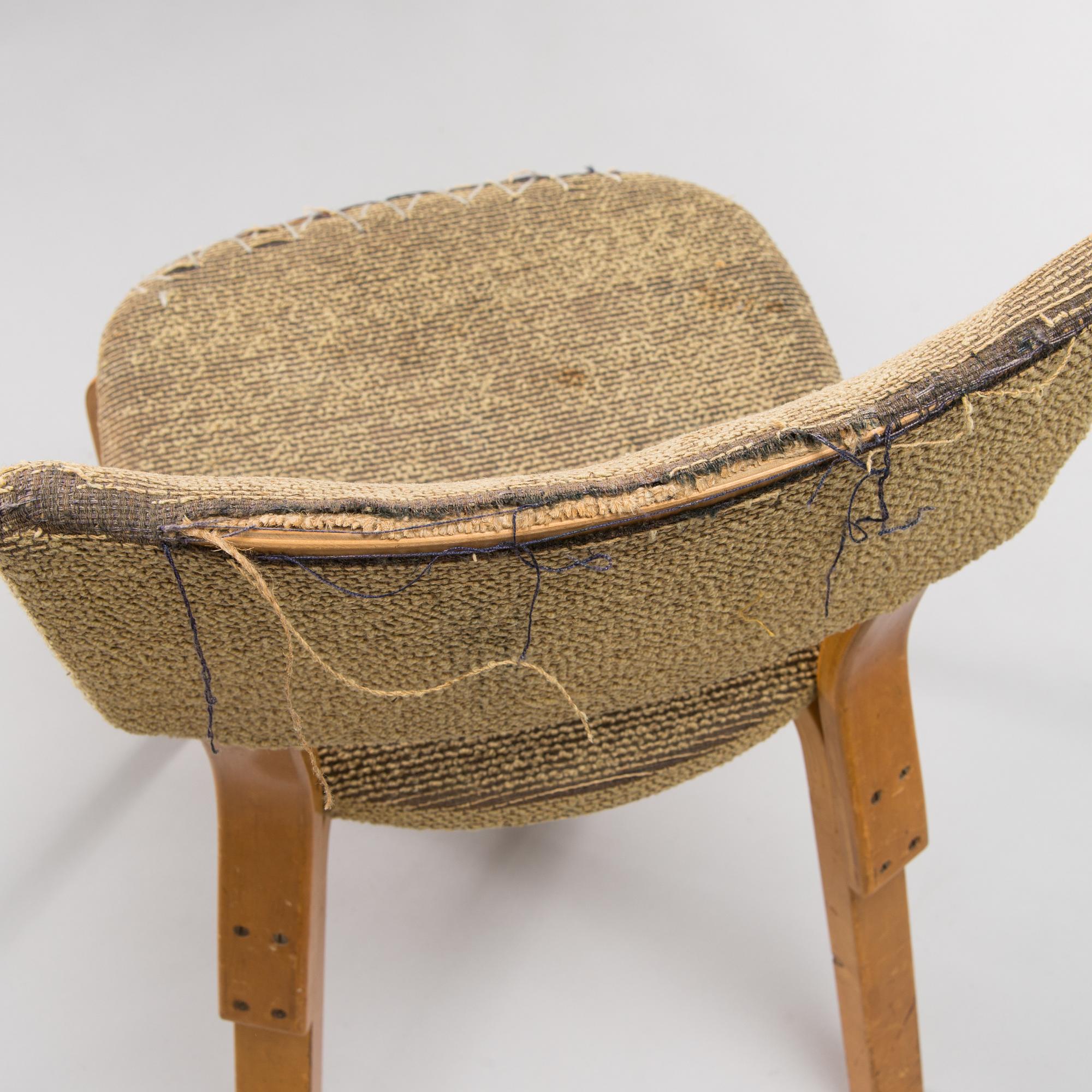 Alvar Aalto, stolar, 6 st, modell E 69 för O.Y. Huonekalu- ja Rakennustyötehdas A.B. 1900-talets mitt.