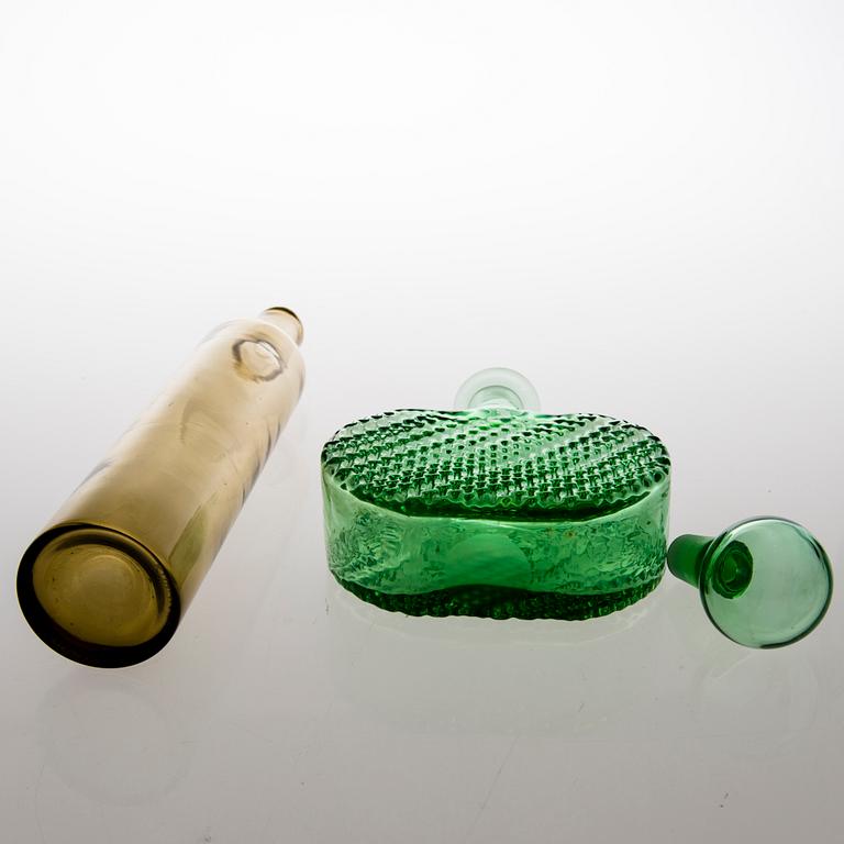 NANNY STILL, FLASKA OCH KARAFF, glas, Riihimäen Lasi, 1900-talets senare del.
