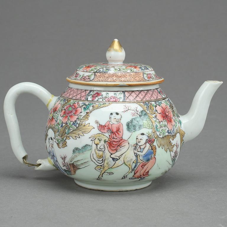 TEKANNA MED LOCK, porslin, Kina, 1700-tal.