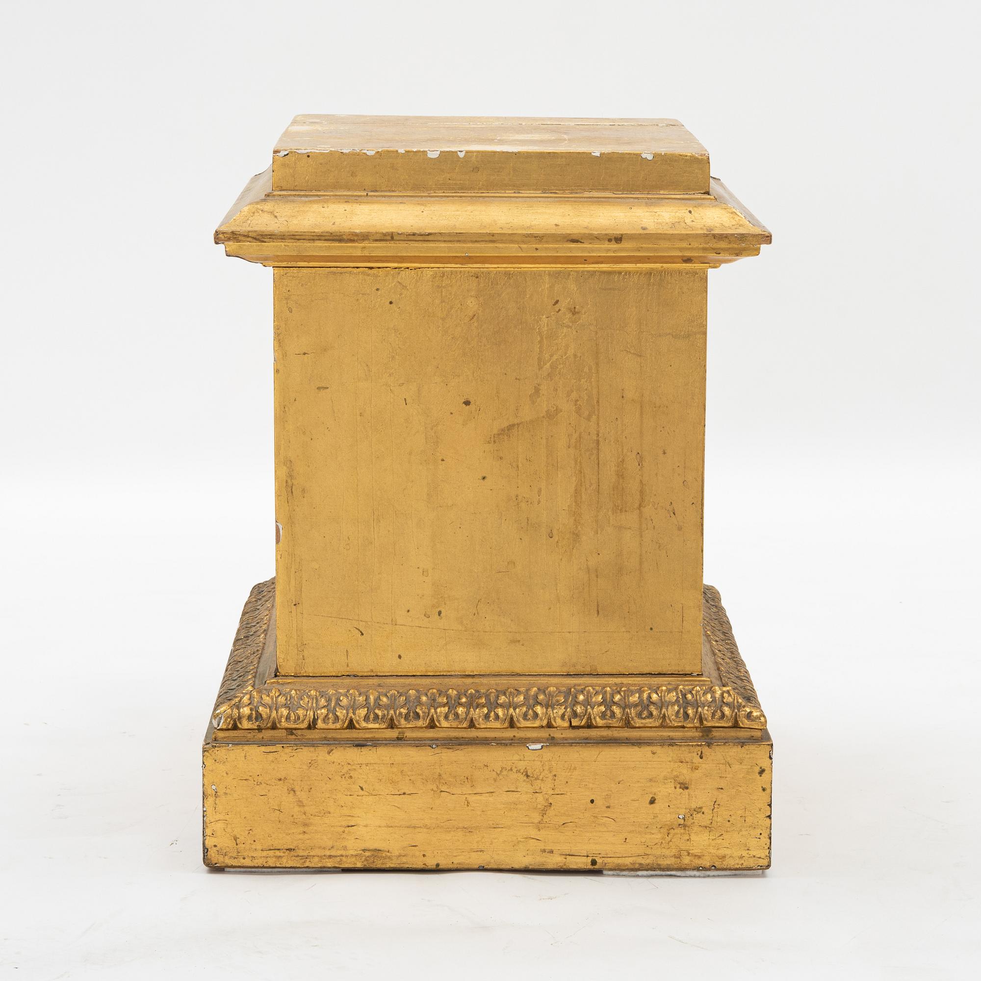 Piedestal, sent 1800-tal.