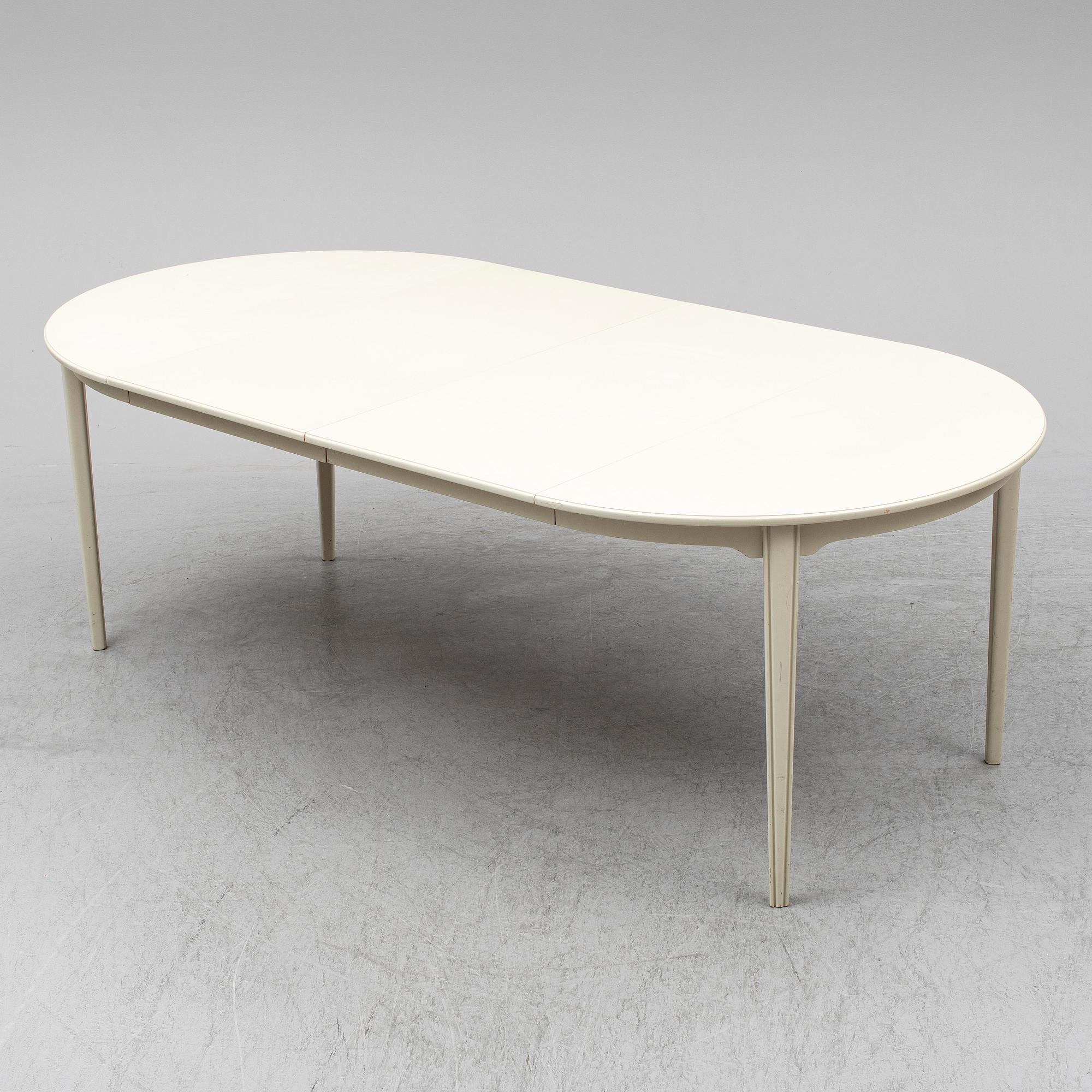 CARL MALMSTEN, matgrupp, 7 delar, 6 stolar samt bord. Två iläggskivor medföljer.