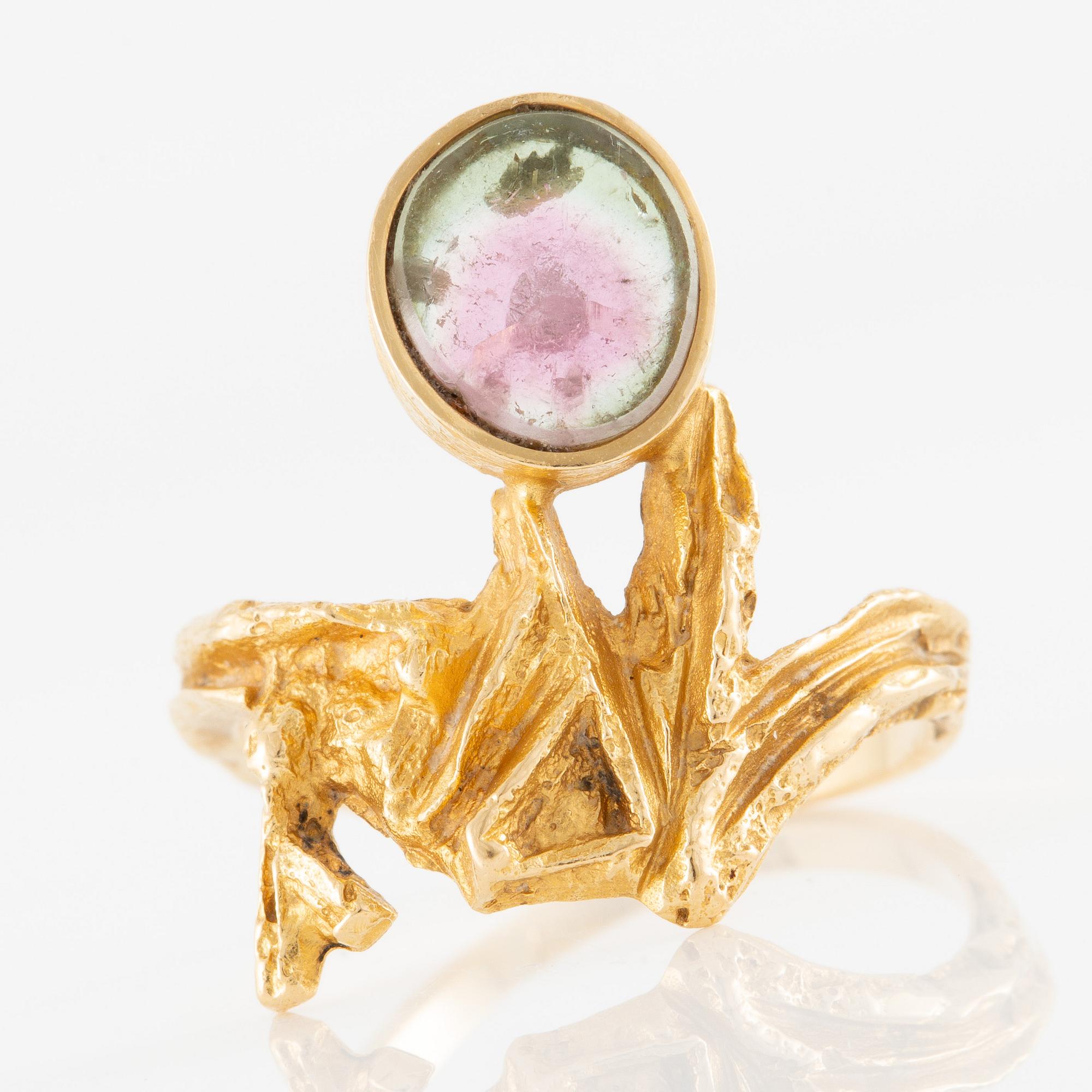 Björn Weckström, ring, 18K guld med vattenmelonturmalin, för Lapponia.