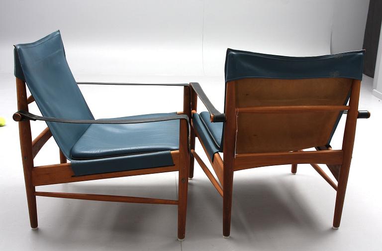 FÅTÖLJER, ett par. Viskamöbler. Kinna, design Hans Olsen. 1960-tal.