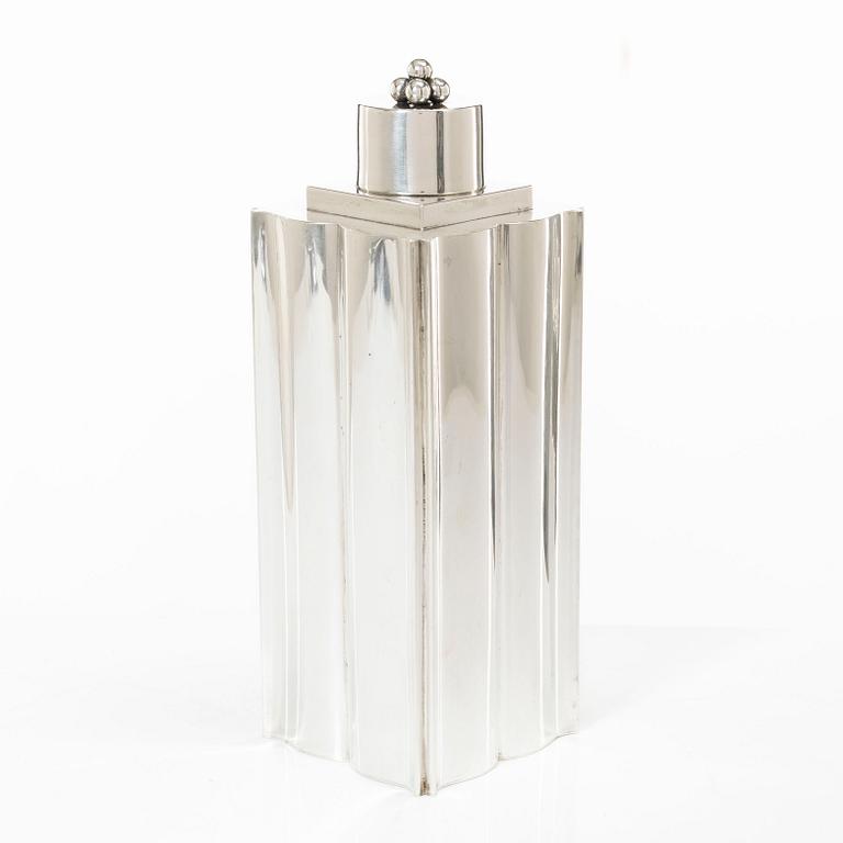 A silver shaker, TESI, Gothenburg, 1948.