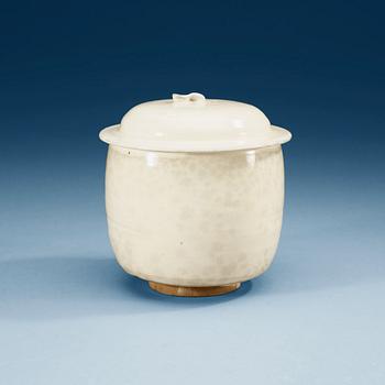 A white glazed jar with cover, Northern Song dynasty (960-1279).