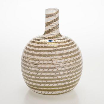 Oiva Toikka, a glass bottle, Pro Arte "Ranta" (Beach) series, signed O. Toikka Nuutajärvi.