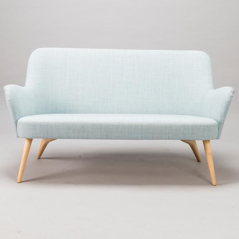 CARL GUSTAF HIORT AF ORNÄS, soffa, "Pedro", Puunveisto Oy - Träsnideri Ab, 1900-talets mitt.