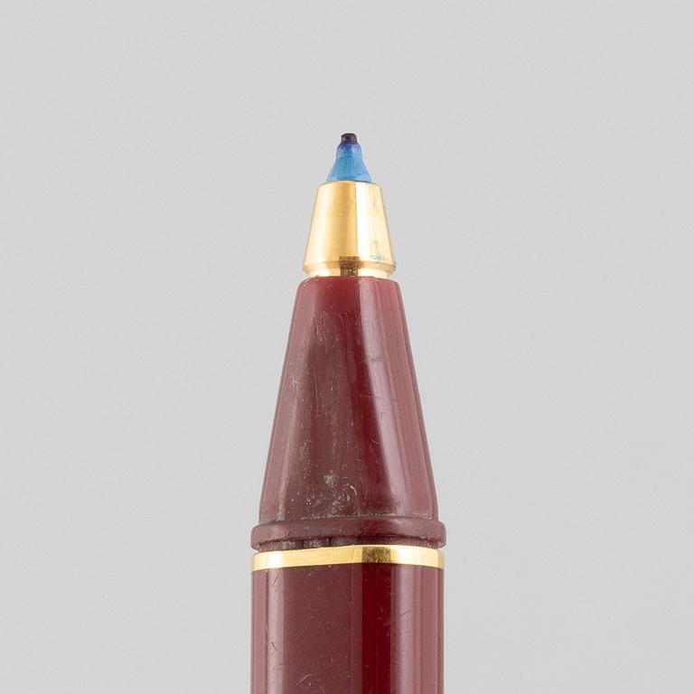Must de Cartier, pen and lighter, "Trinity".