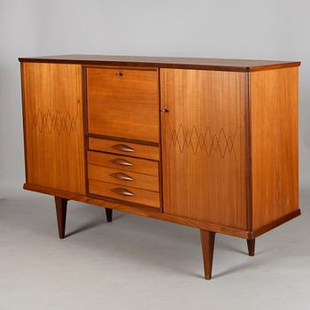 SIDEBOARD, 1900-talets andra hälft.