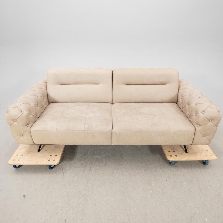 Sofa Saloni Gallardo 21st Century.