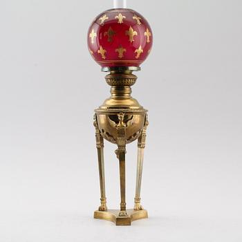 BORDSFOTOGENLAMPA, gustaviansk stil, märkt Gusum, 1900-talets första hälft.